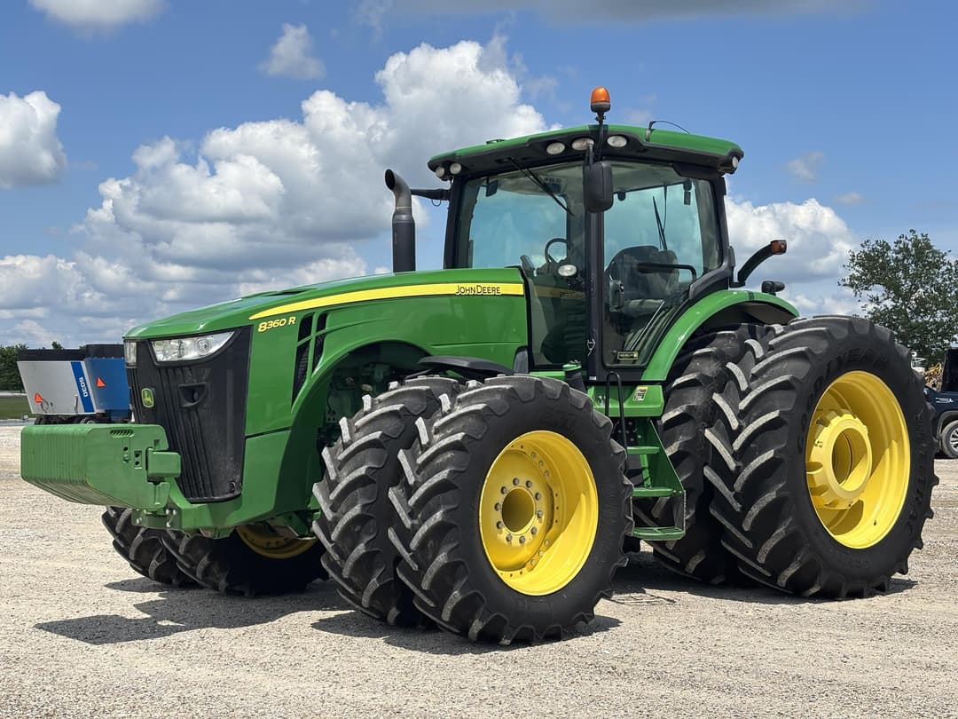 Image of John Deere 8360R Primary image