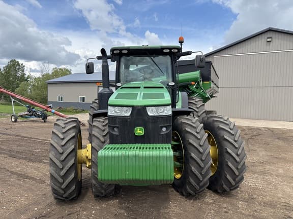 Image of John Deere 8360R equipment image 1