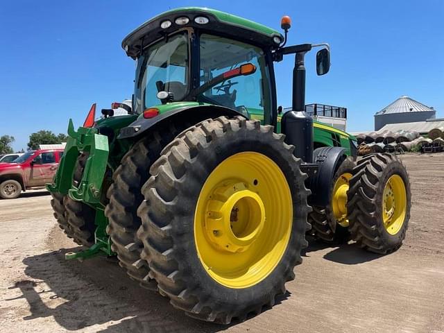 Image of John Deere 8360R equipment image 3