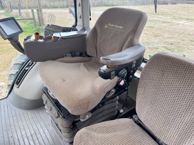 Image of John Deere 8360R equipment image 4