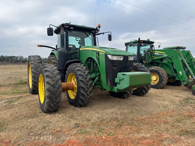 Image of John Deere 8360R equipment image 1