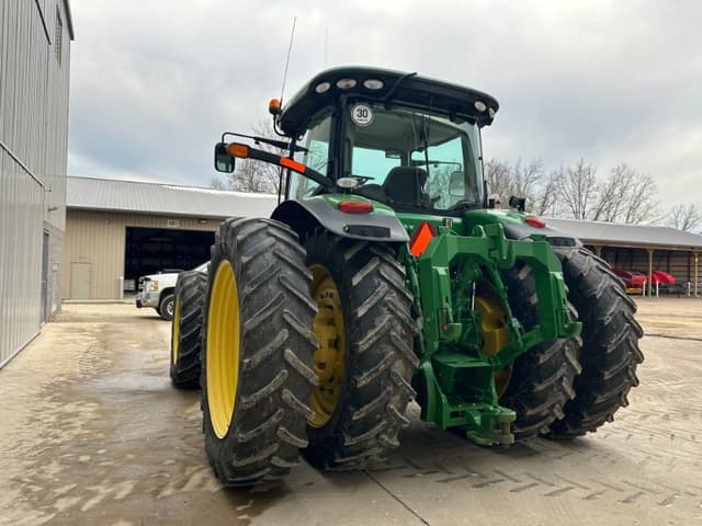 Image of John Deere 8360R equipment image 4