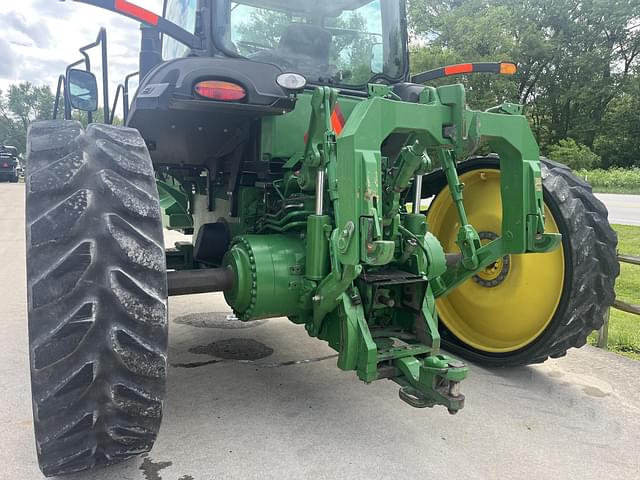 Image of John Deere 8360RT equipment image 4