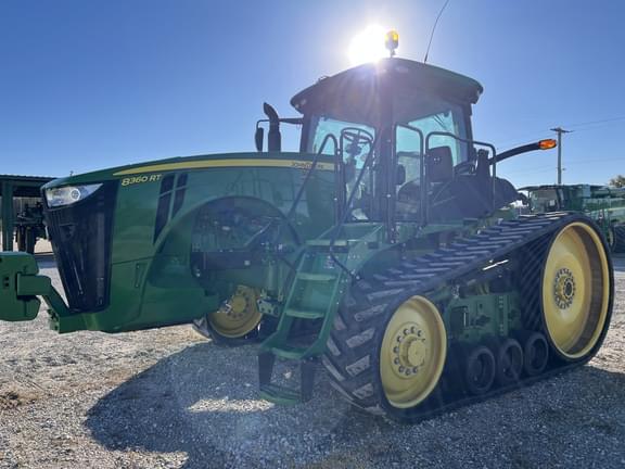Image of John Deere 8360RT equipment image 3