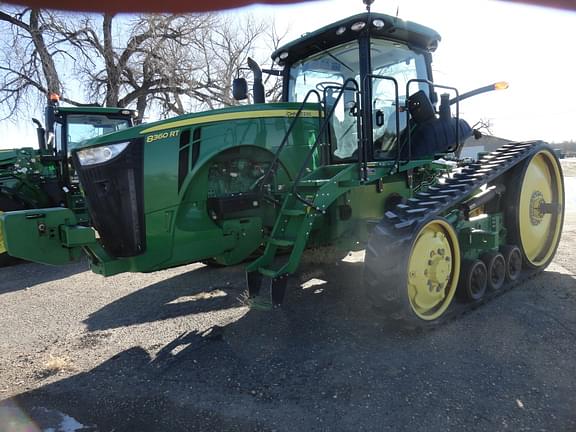 Image of John Deere 8360RT equipment image 2