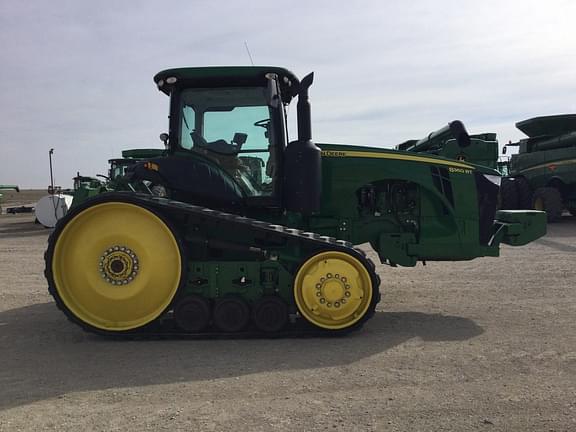 Image of John Deere 8360RT equipment image 3