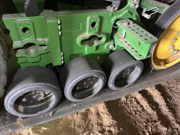 Image of John Deere 8360RT equipment image 3
