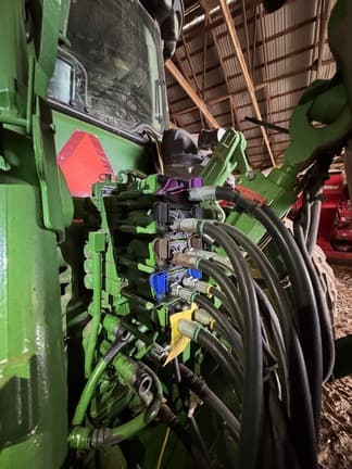 Image of John Deere 8360RT equipment image 2