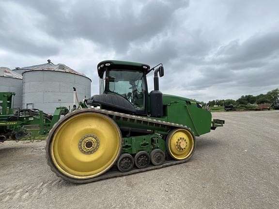 Image of John Deere 8360RT equipment image 3