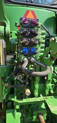 Image of John Deere 8360RT equipment image 2