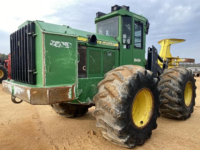 Image of John Deere 843K equipment image 2