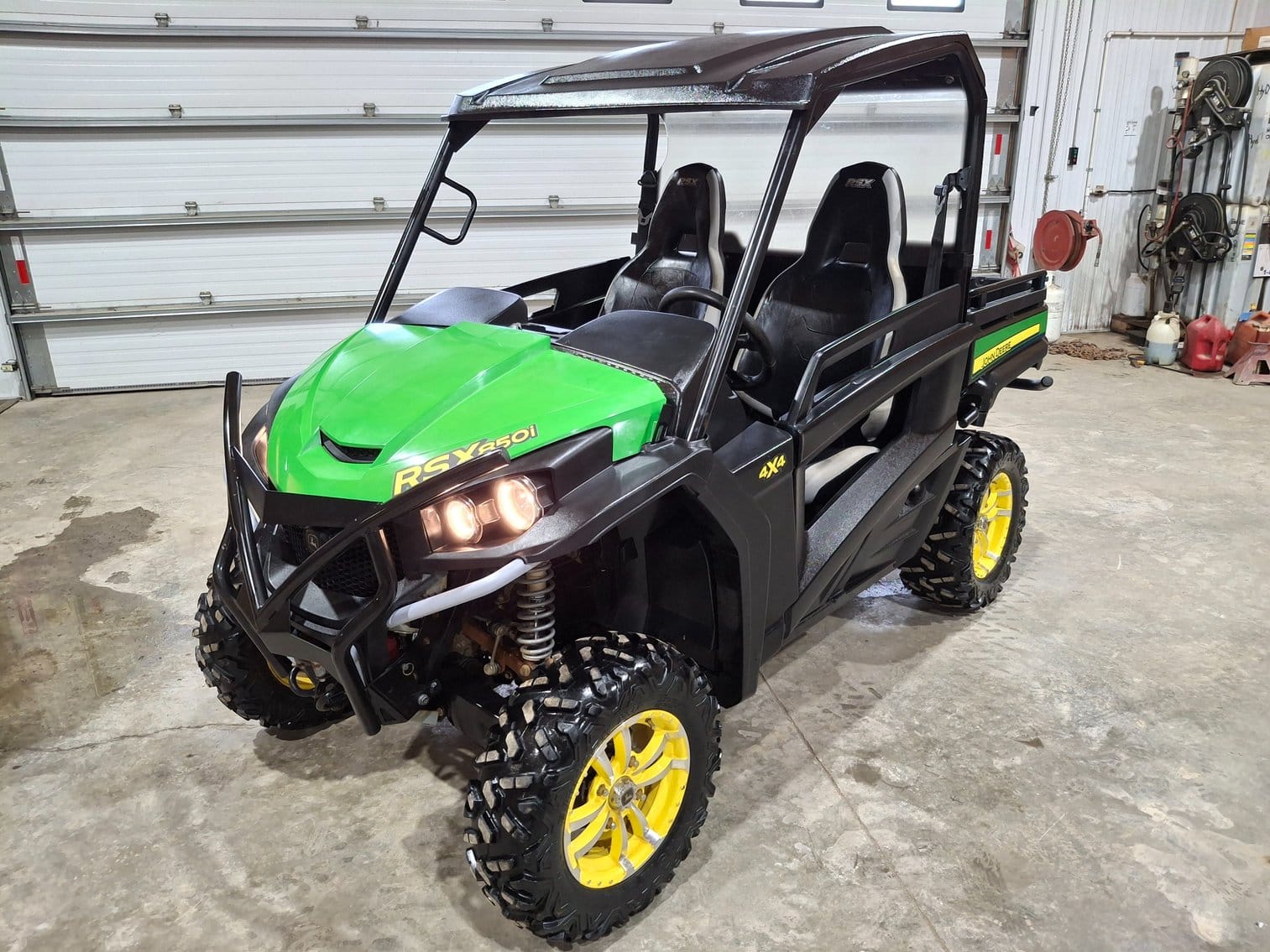 Main image John Deere RSX850i