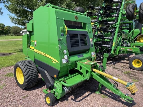 Image of John Deere 854 Primary image