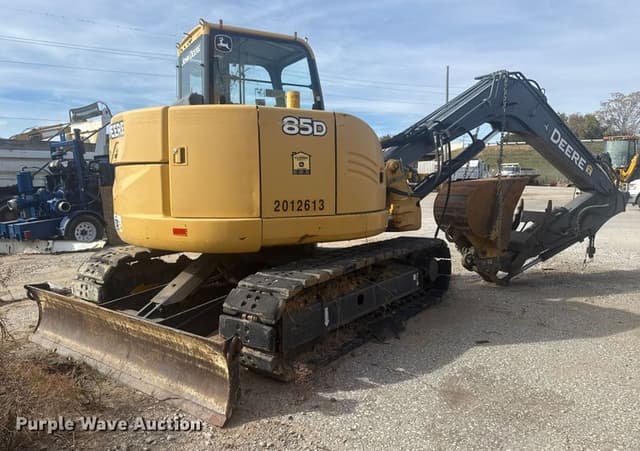 Image of John Deere 85D equipment image 4