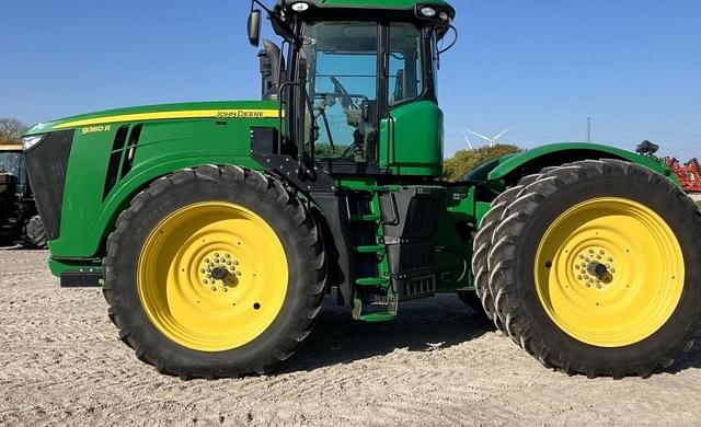 Image of John Deere 9360R equipment image 1