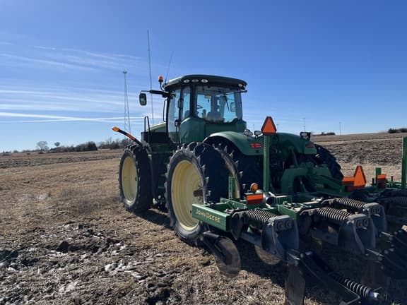 Image of John Deere 9360R equipment image 2