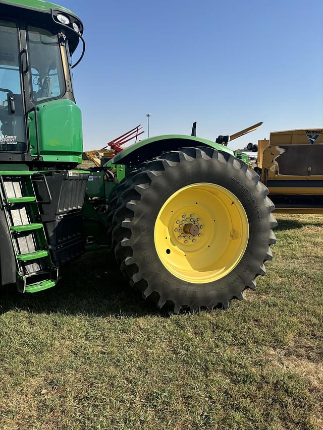 Image of John Deere 9360R equipment image 4