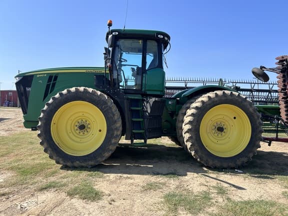 Image of John Deere 9410R equipment image 3