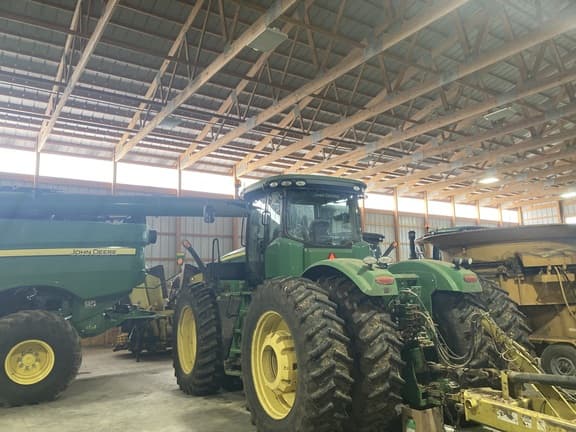 Image of John Deere 9410R equipment image 2