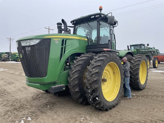 2013 John Deere 9410R Equipment Image0