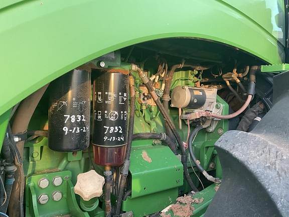 Image of John Deere 9410R equipment image 4