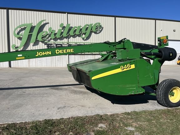 2013 John Deere 946 Equipment Image0