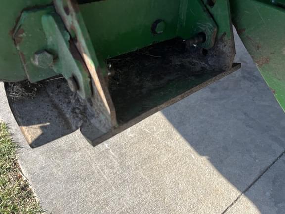 Image of John Deere 946 equipment image 4