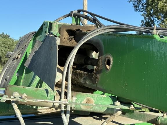 Image of John Deere 946 equipment image 3