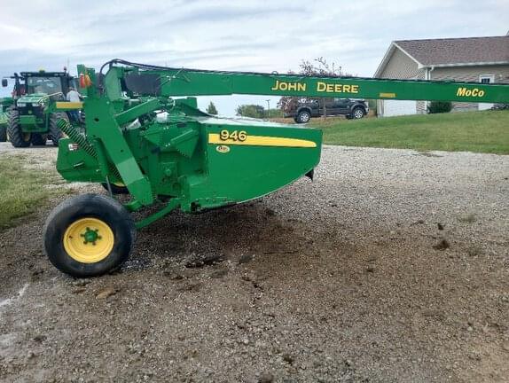 Image of John Deere 946 Primary image