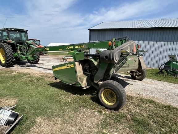 Image of John Deere 946 equipment image 3