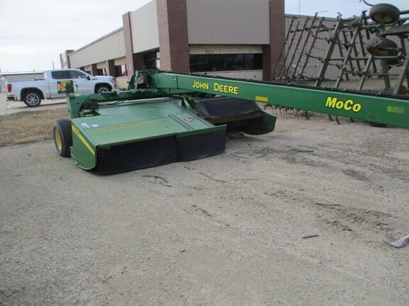 Main image John Deere 946