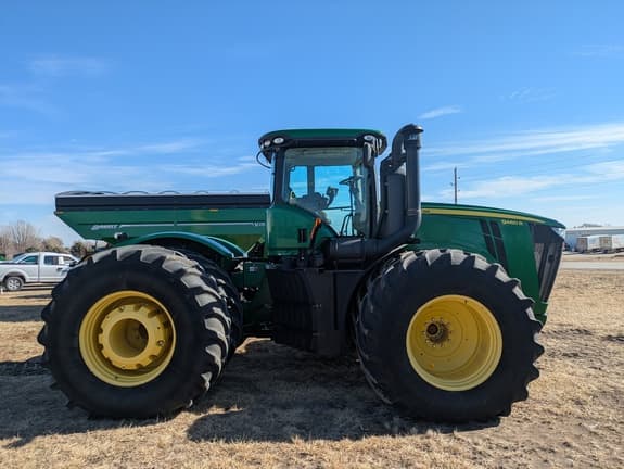 Image of John Deere 9460R equipment image 1