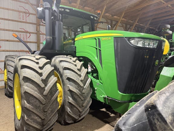 2013 John Deere 9460R Equipment Image0