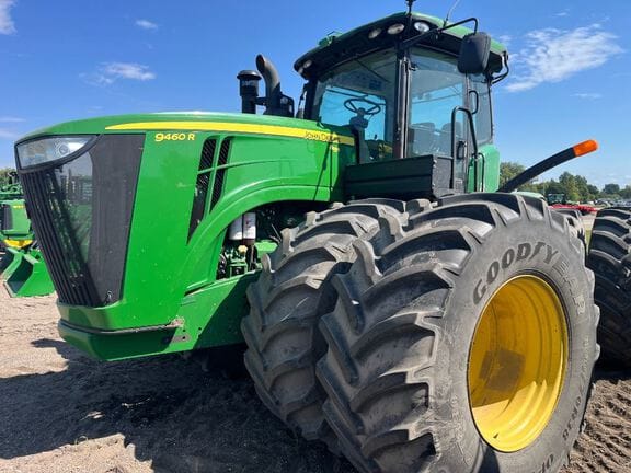 2013 John Deere 9460R Equipment Image0