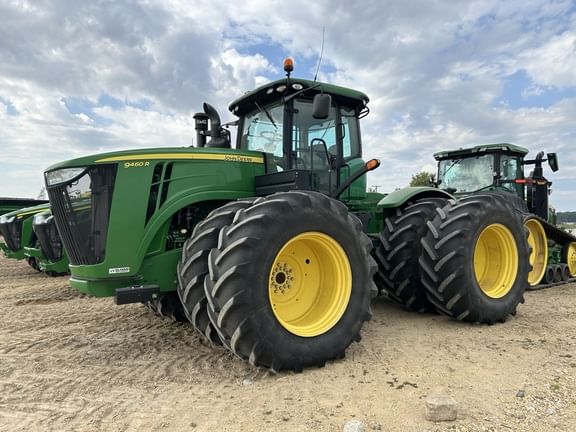 2013 John Deere 9460R Equipment Image0
