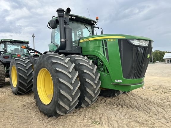 2013 John Deere 9460R Equipment Image0