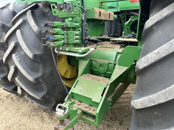 Image of John Deere 9460R equipment image 4