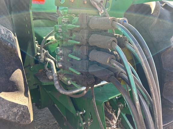 Image of John Deere 9460R equipment image 3