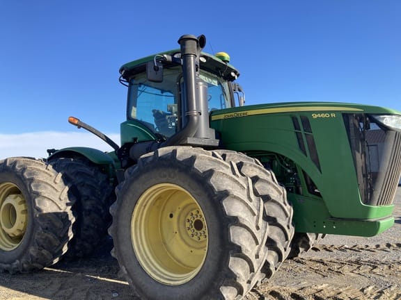 2013 John Deere 9460R Equipment Image0