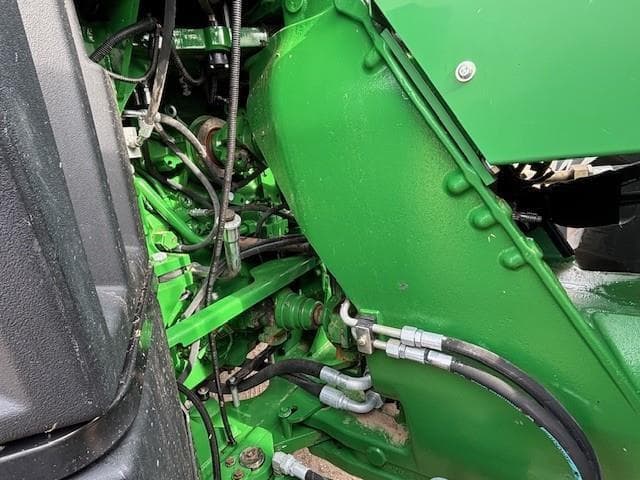 Image of John Deere 9460R equipment image 4
