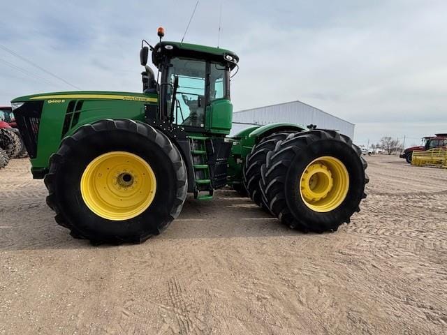 2013 John Deere 9460R Equipment Image0
