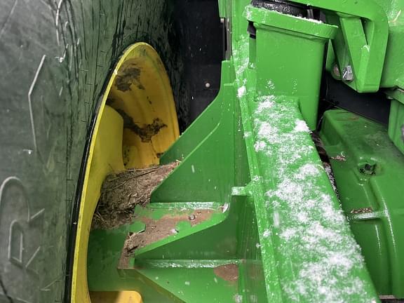 Image of John Deere 9460R equipment image 4