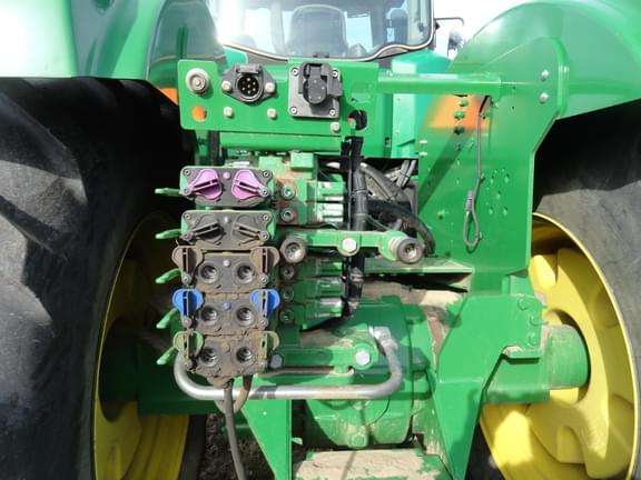 Image of John Deere 9460R equipment image 4
