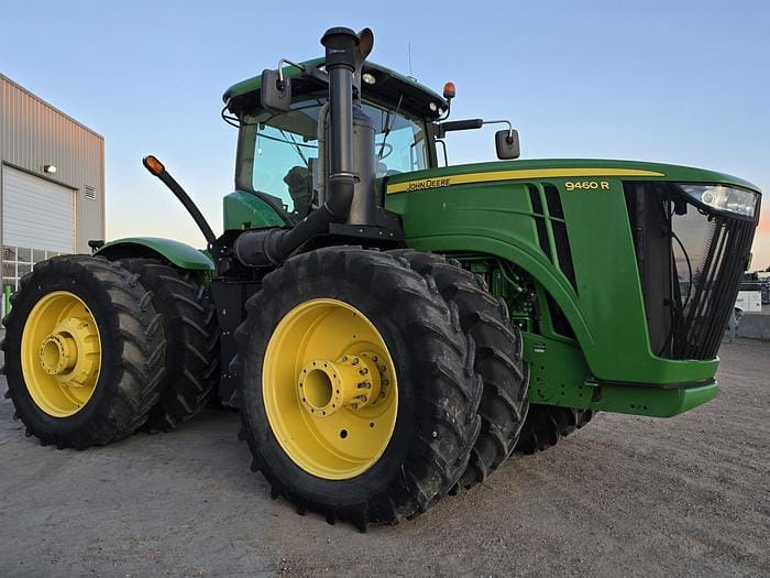 2013 John Deere 9460R Equipment Image0
