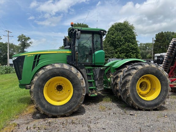 2013 John Deere 9510R Equipment Image0
