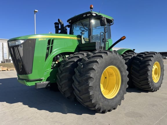 2013 John Deere 9510R Equipment Image0