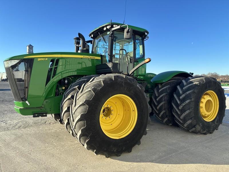 2013 John Deere 9510R Equipment Image0