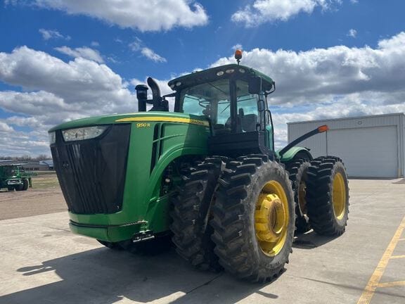 2013 John Deere 9510R Equipment Image0
