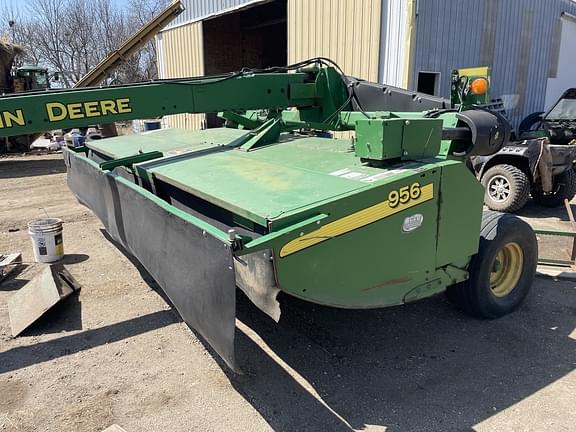 Image of John Deere 956 equipment image 1