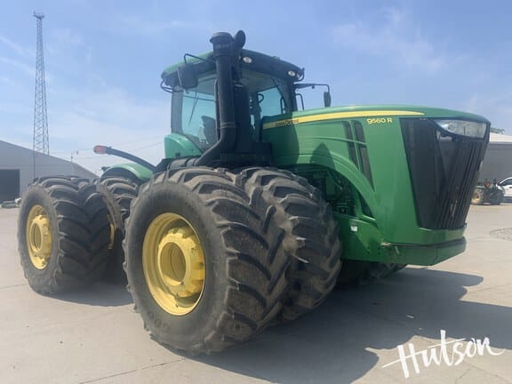 2013 John Deere 9560R Equipment Image0